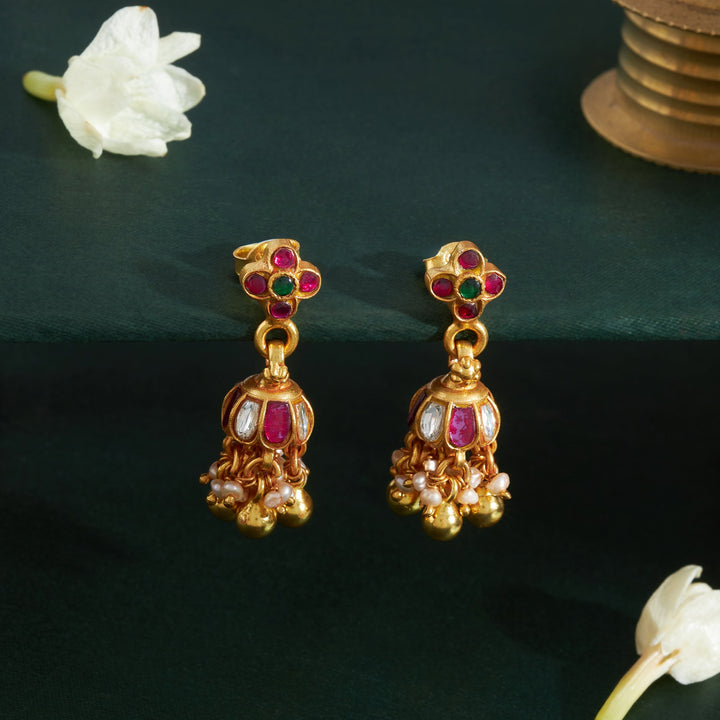Vayomi Kundan Jhumki
