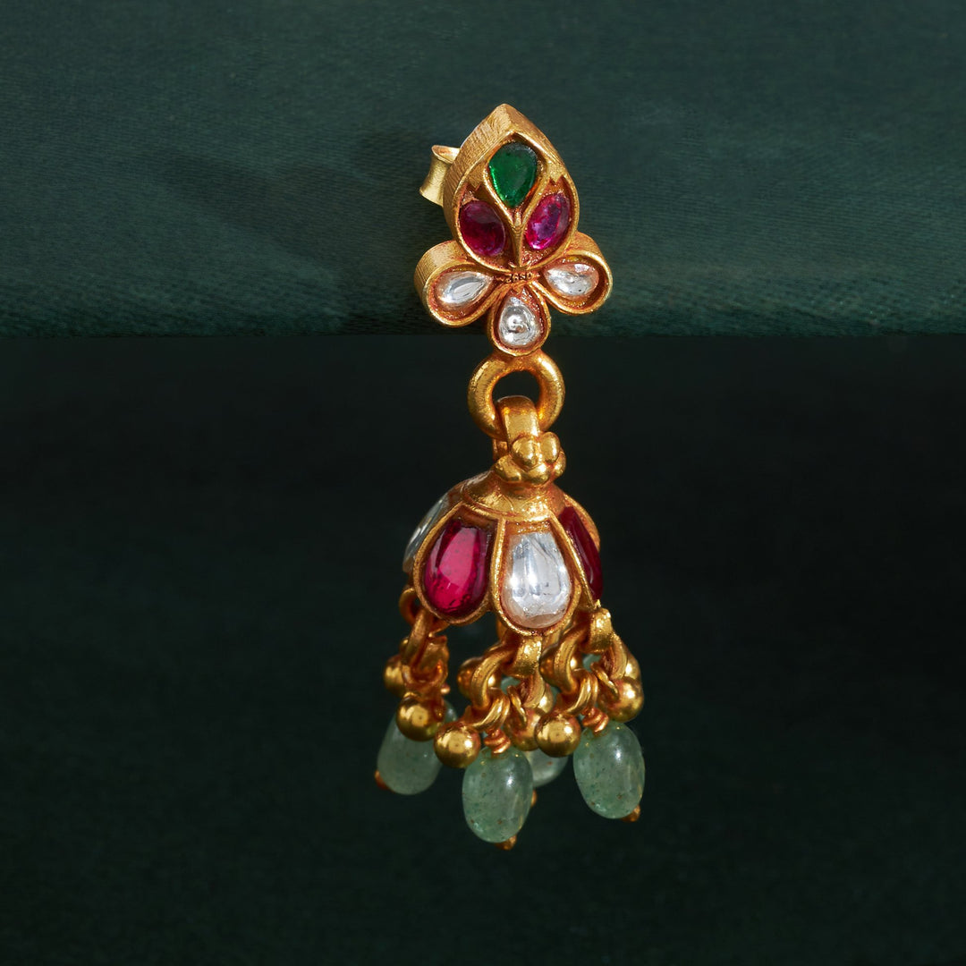 Aarnisha Kundan Jhumki