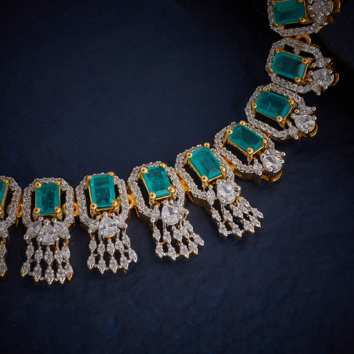 Evelline Short Necklace
