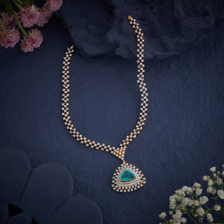 Verdant Tri Spark Short Necklace