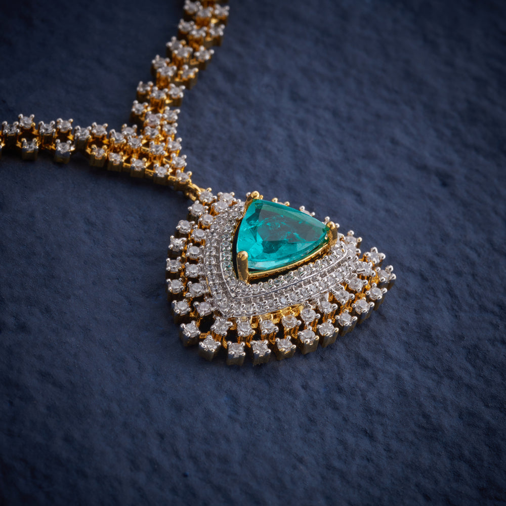 Verdant Tri Spark Short Necklace