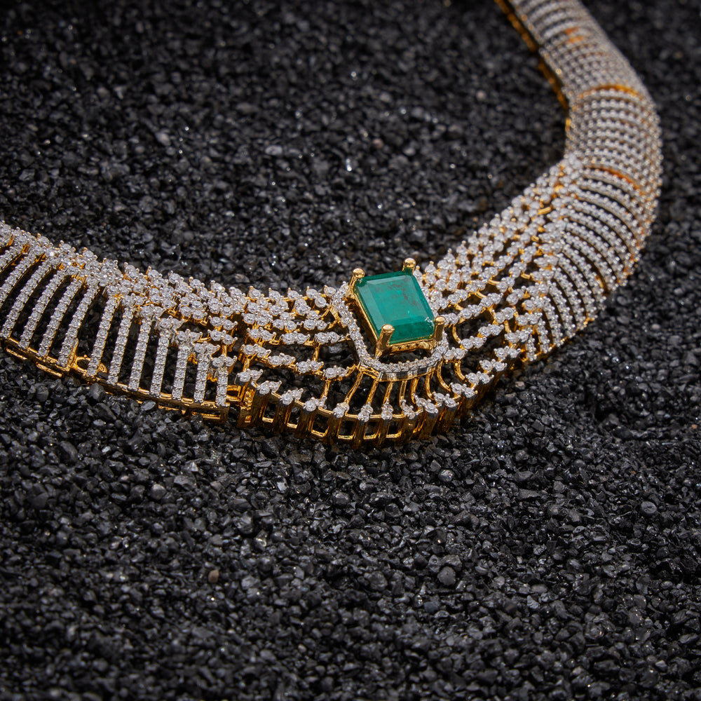 Isolde Glow Short Necklace