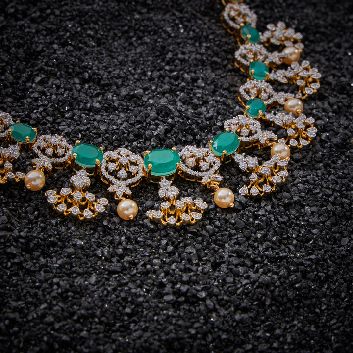 Floral & Luster Necklace