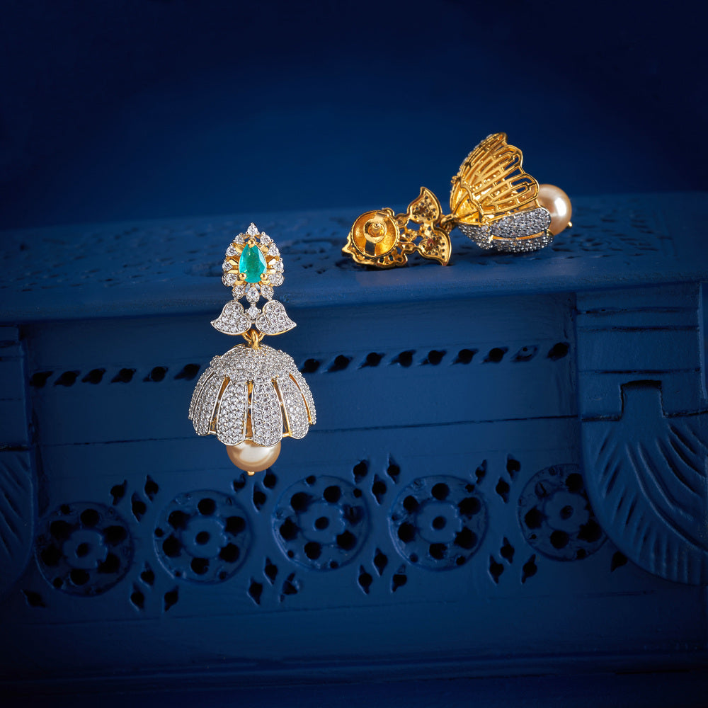 Pearlitha Leaf Jhumka