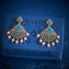 Pearl de Feuille Danglers