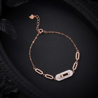 FINE NECKLACE