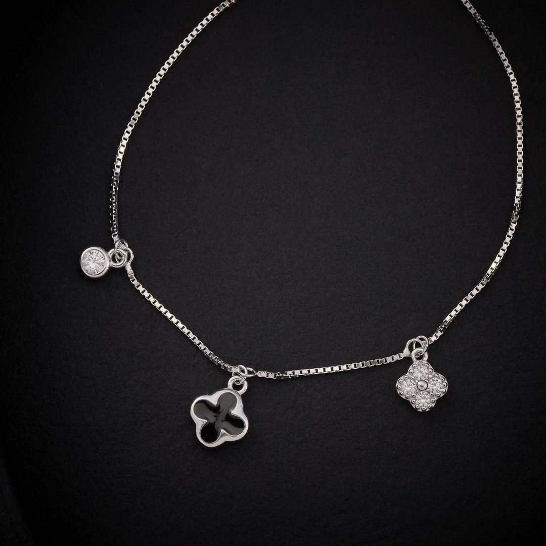 Lucky Bloom Bracelet