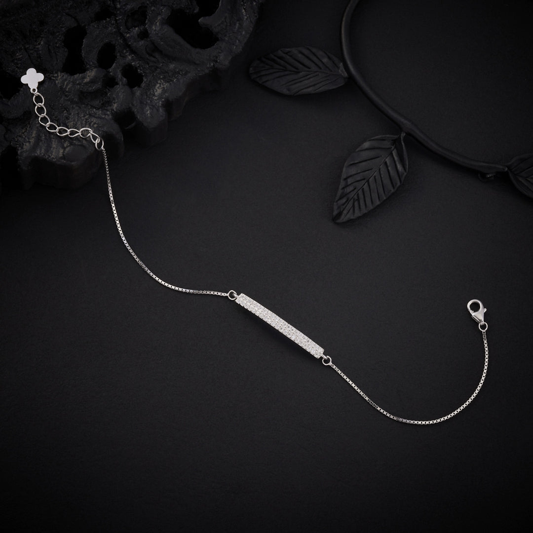 Grace Curve Bracelet