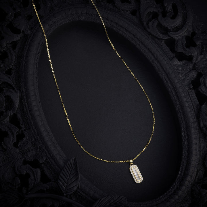 Brillora Chain Pendant