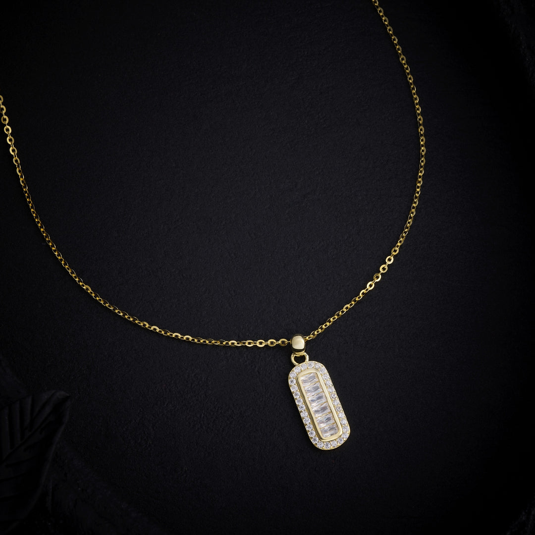 Brillora Chain Pendant