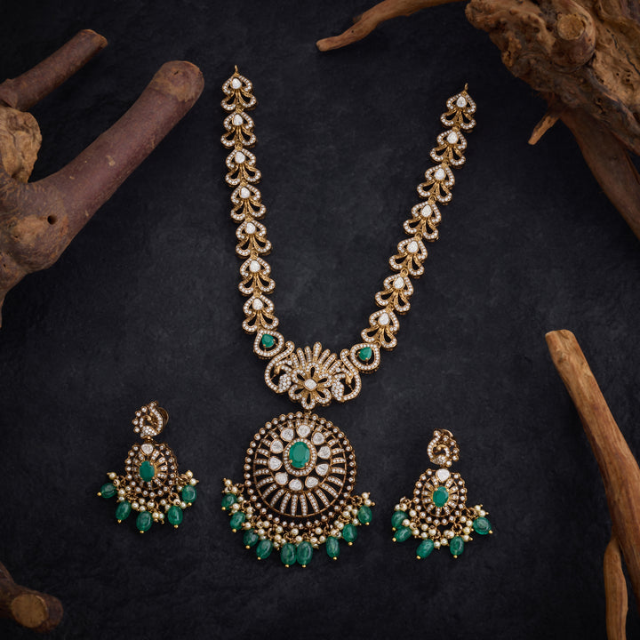 Floriella Victorian Necklace Set