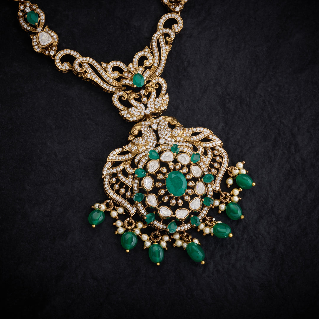 Morvanika Victorian Necklace Set