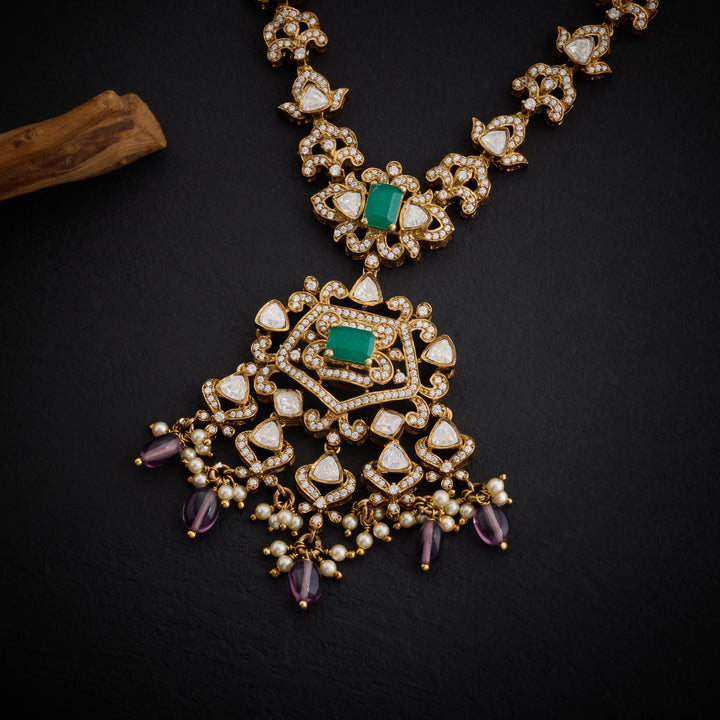 Emra Victorian Necklace Set