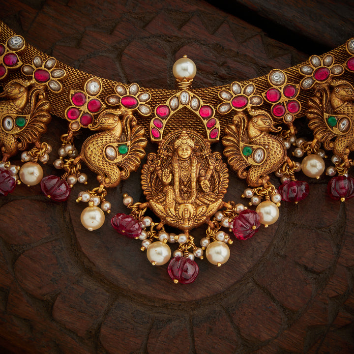 Pranavi Choker