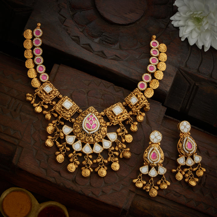 Mehalika Necklace Set
