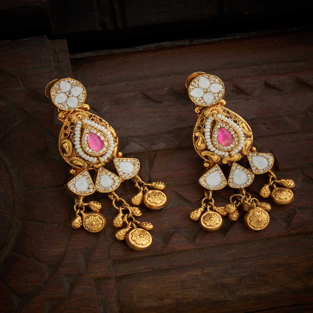 Mehalika Necklace Set
