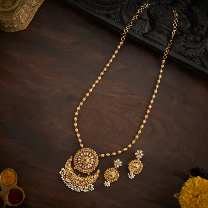 Moonflower Necklace Set