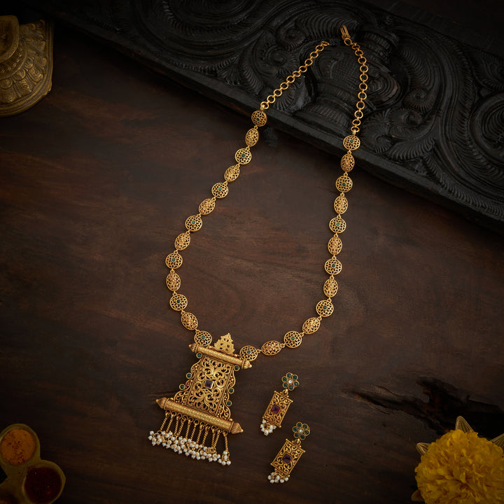 Elegant Contours Necklace Set
