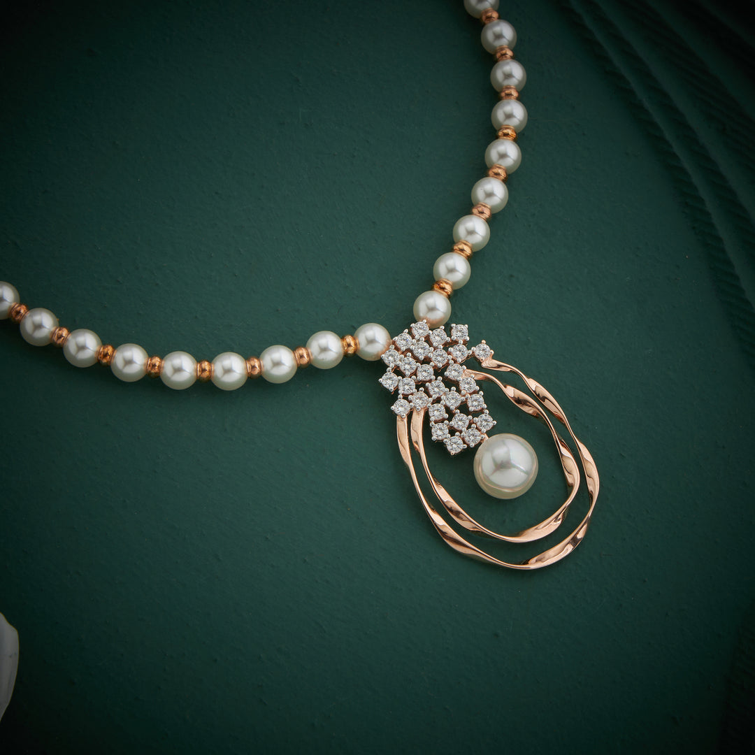 Pearloria Necklace
