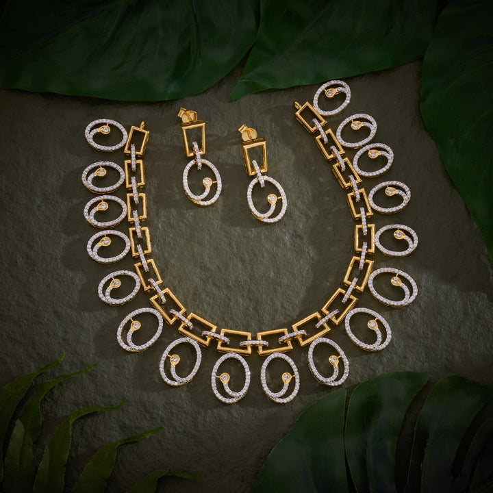 Ovaliquea Spark Necklace Set
