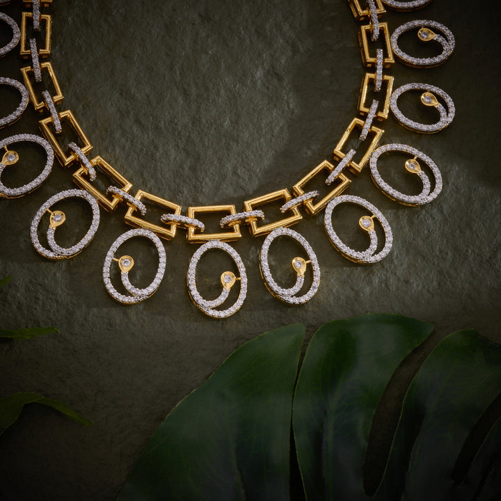 Ovaliquea Spark Necklace Set