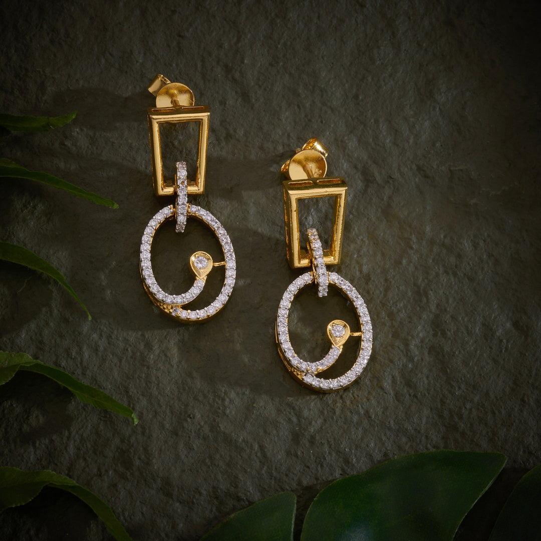 Ovaliquea Spark Necklace Set