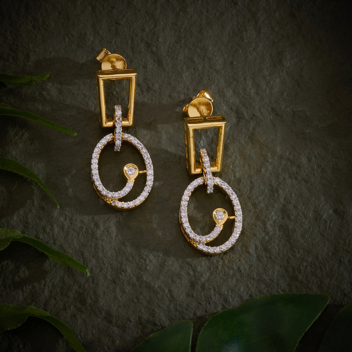 Ovaliquea Spark Necklace Set