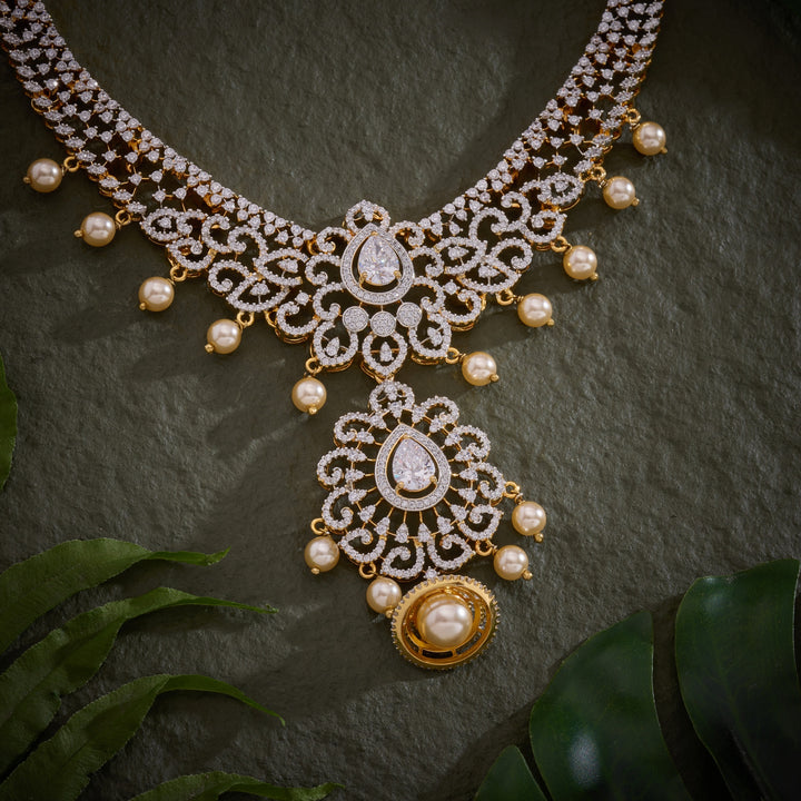 Pear-Flora Elysia Necklace Set