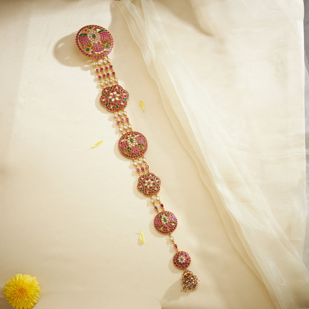 Berunda-Pushpa Kundan Jada