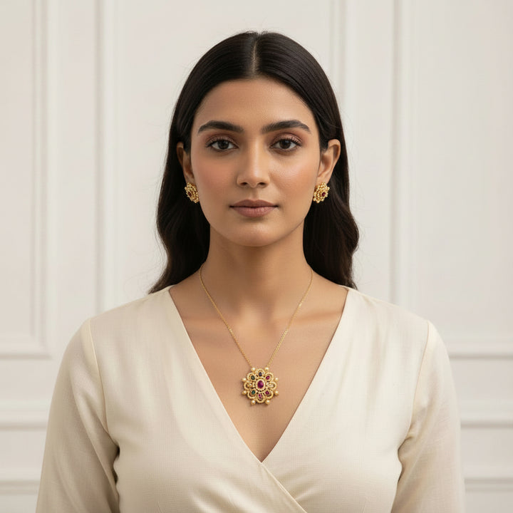 Saptrang Stone Pendant Set