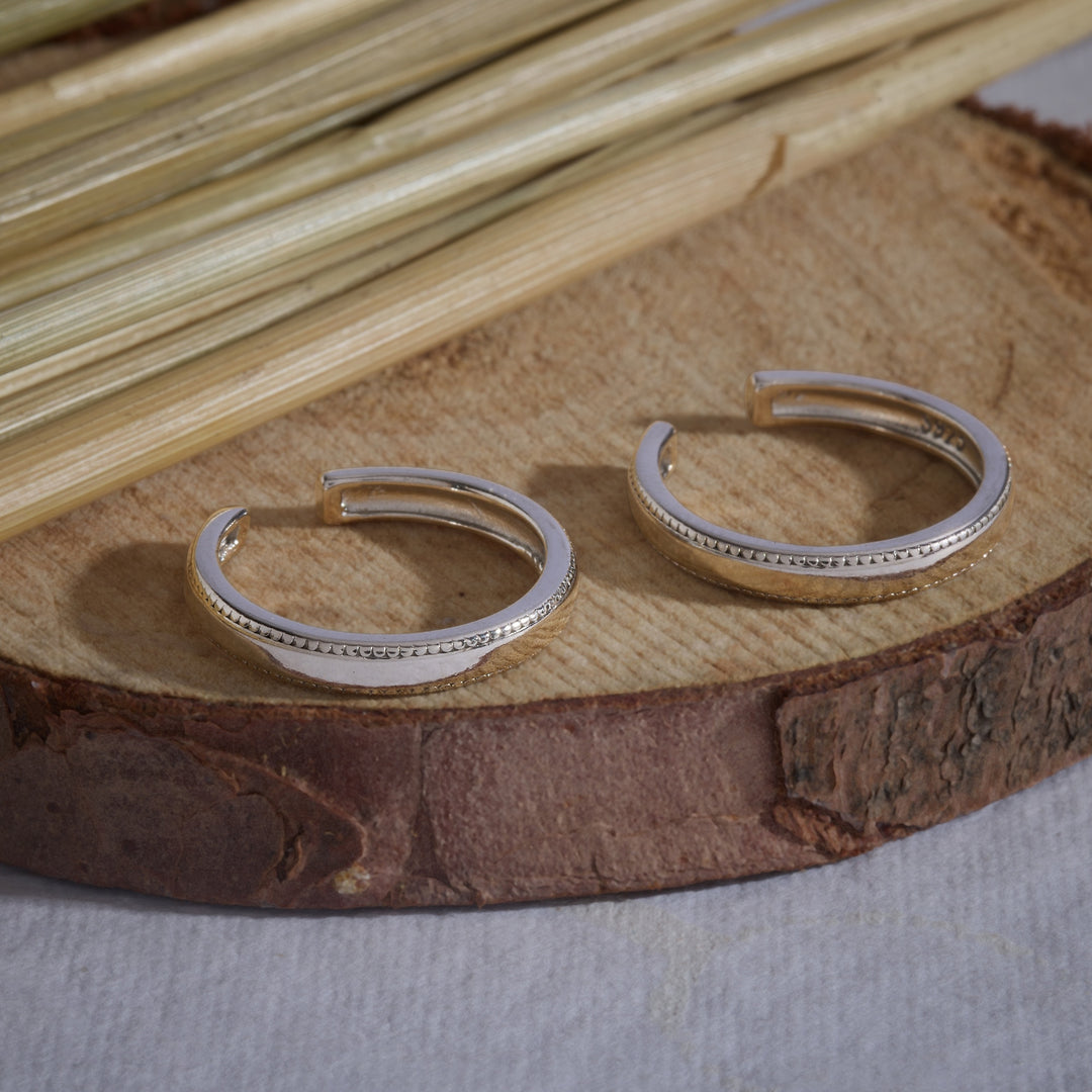 Madhavi Toe Rings