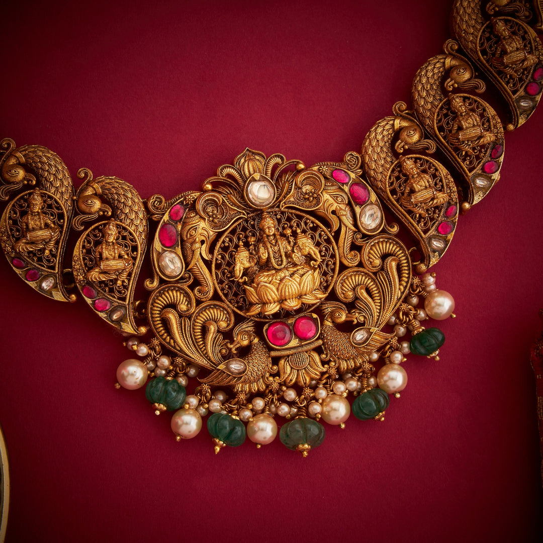 Aishrithya Necklace