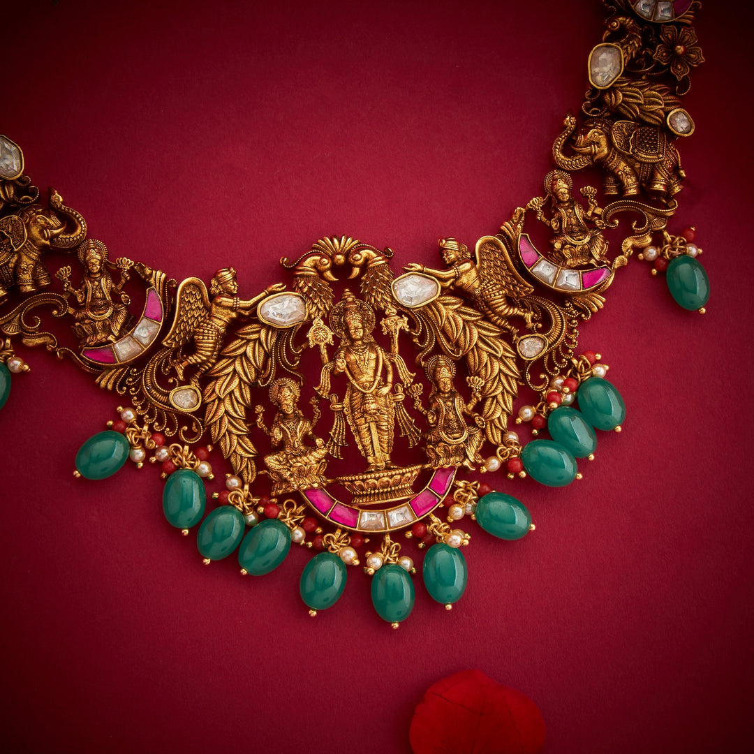 Vishuparva Necklace Set