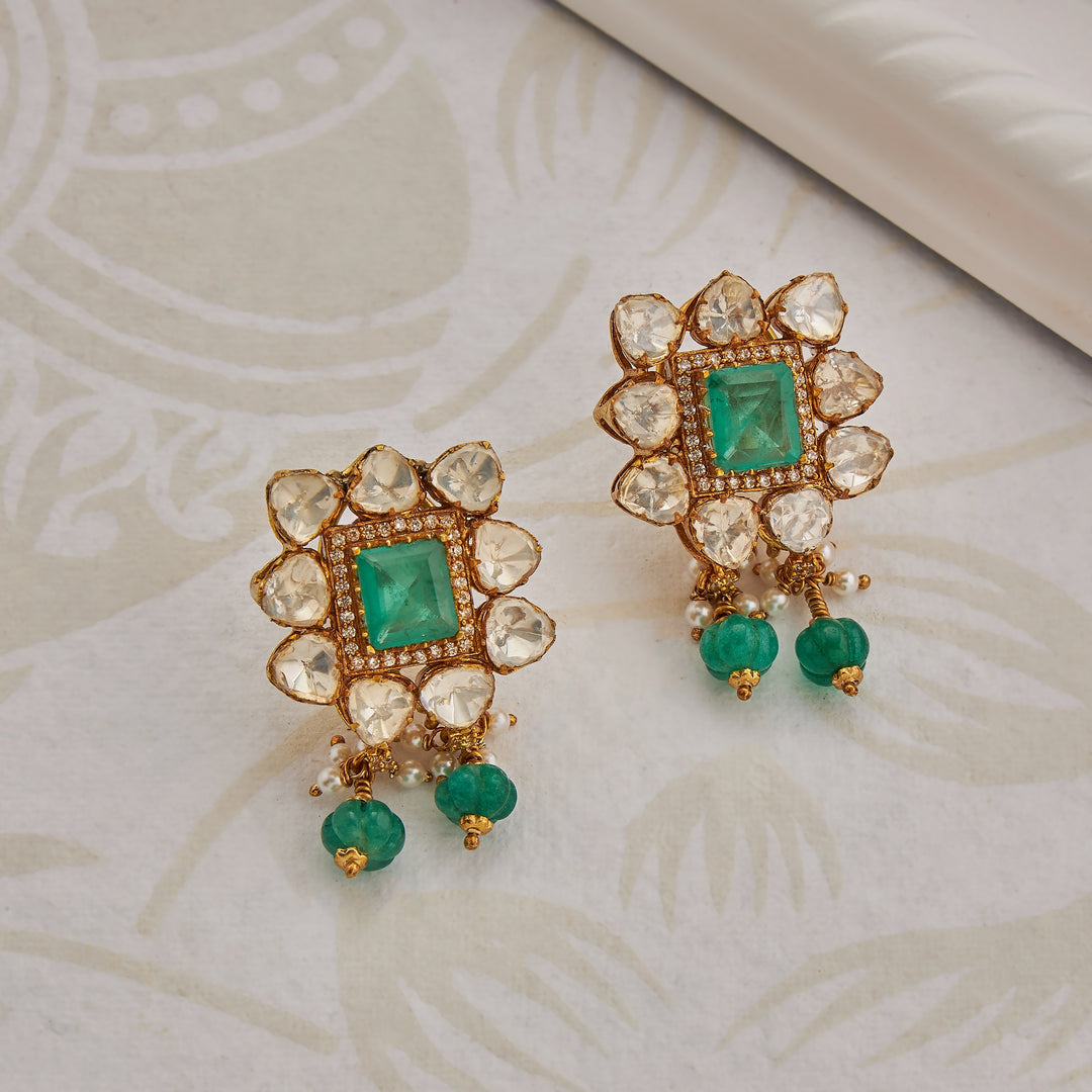 Floraphera Polki Necklace Set