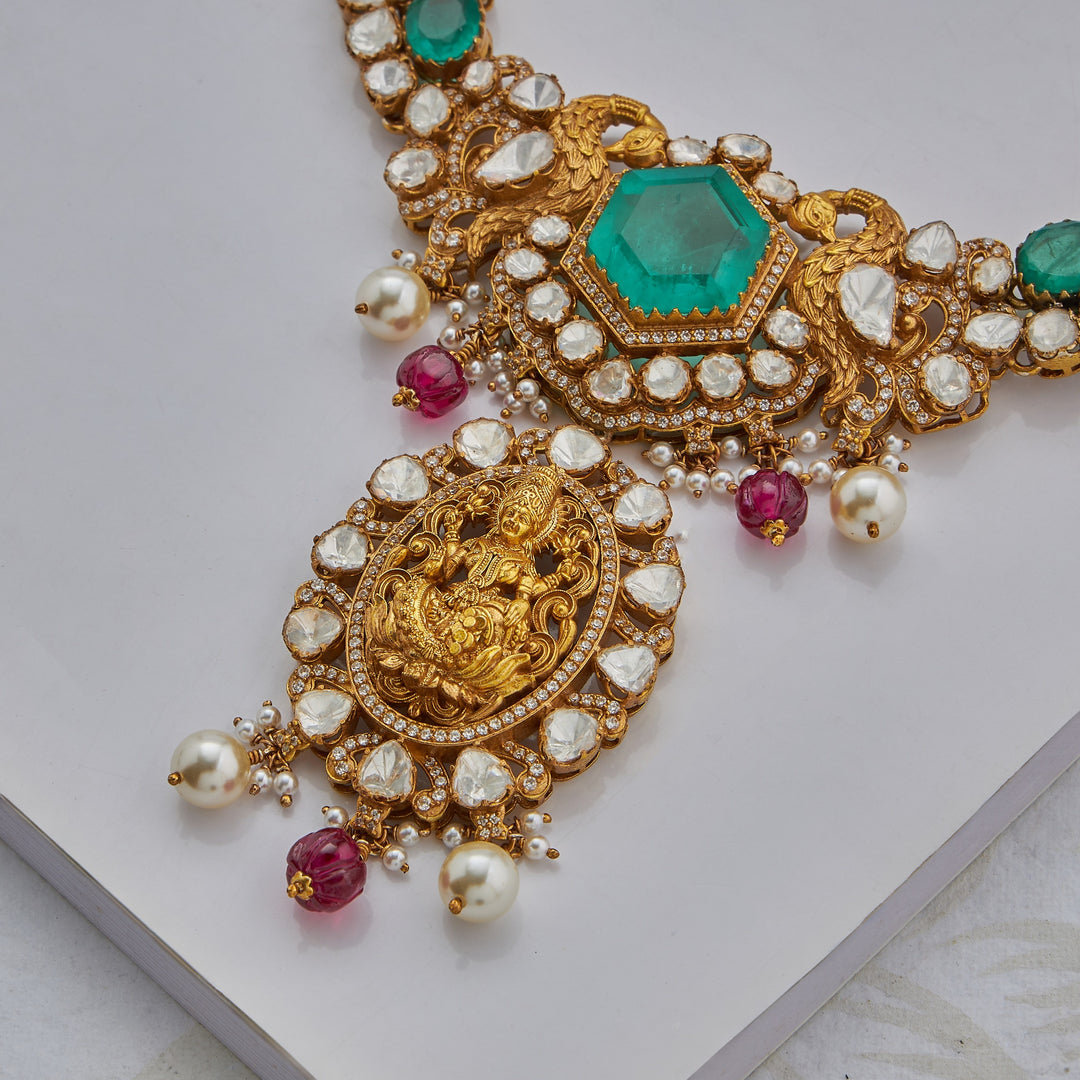 Laxmiraaj Radiance Necklace Set