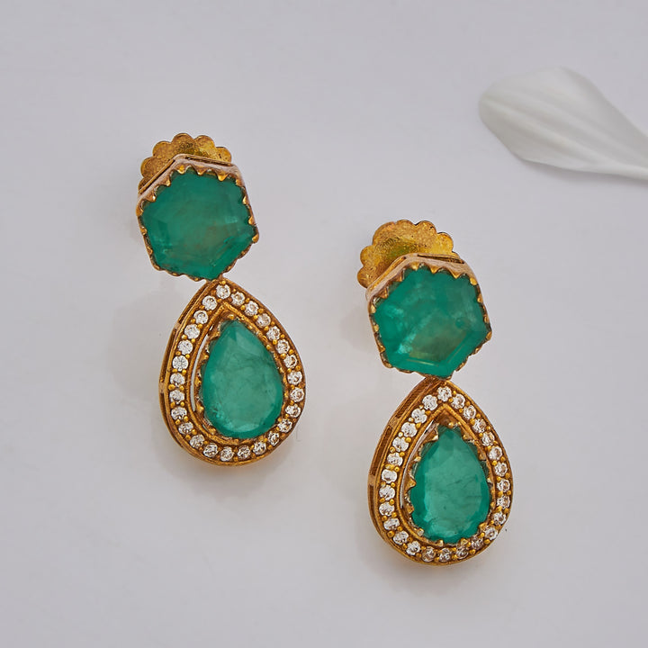 Squarora Polki Necklace Set