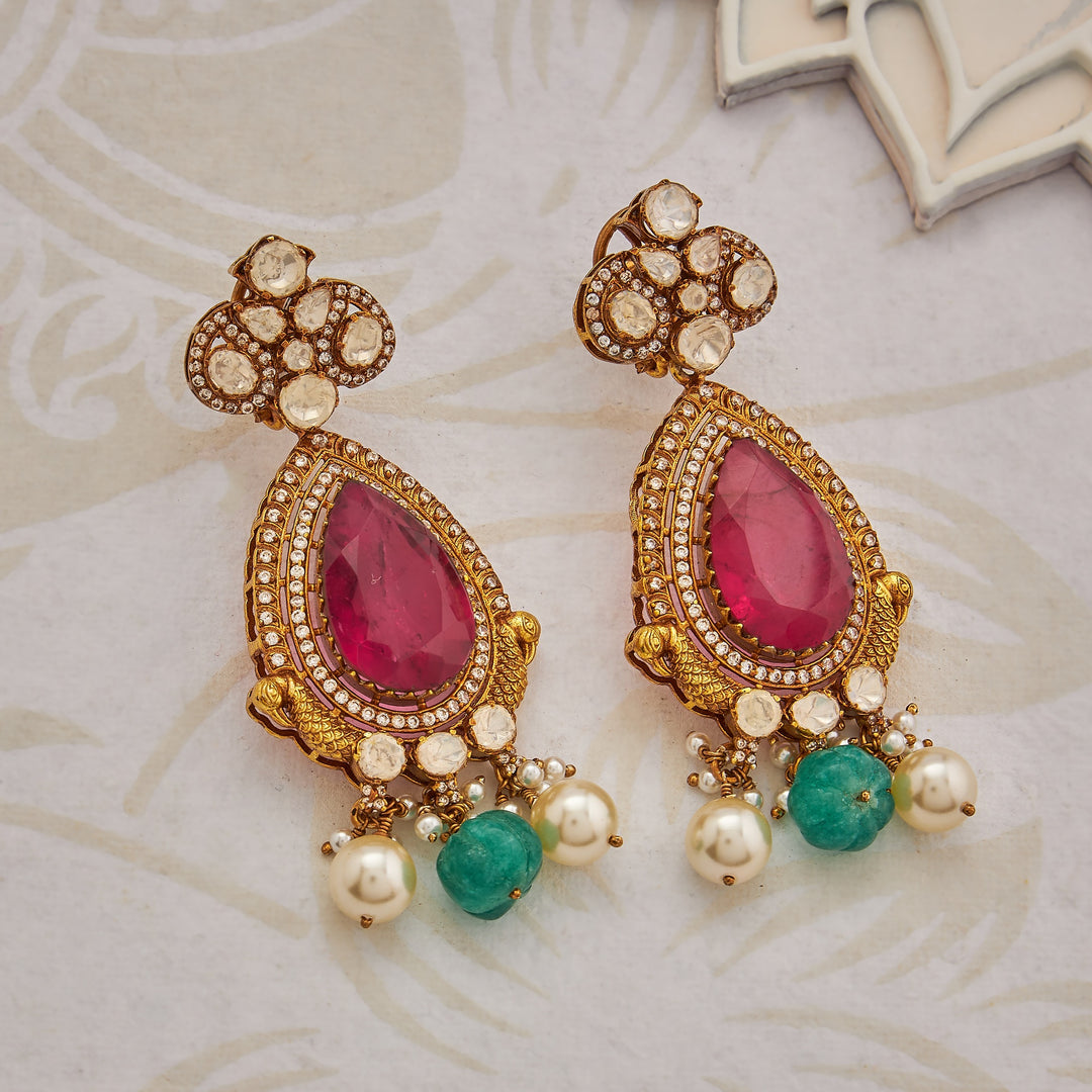 Rajayura Elegant Necklace Set