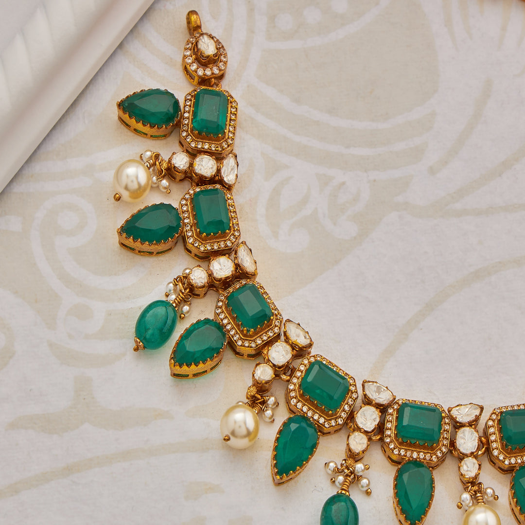 Heptaflora Polki Necklace Set