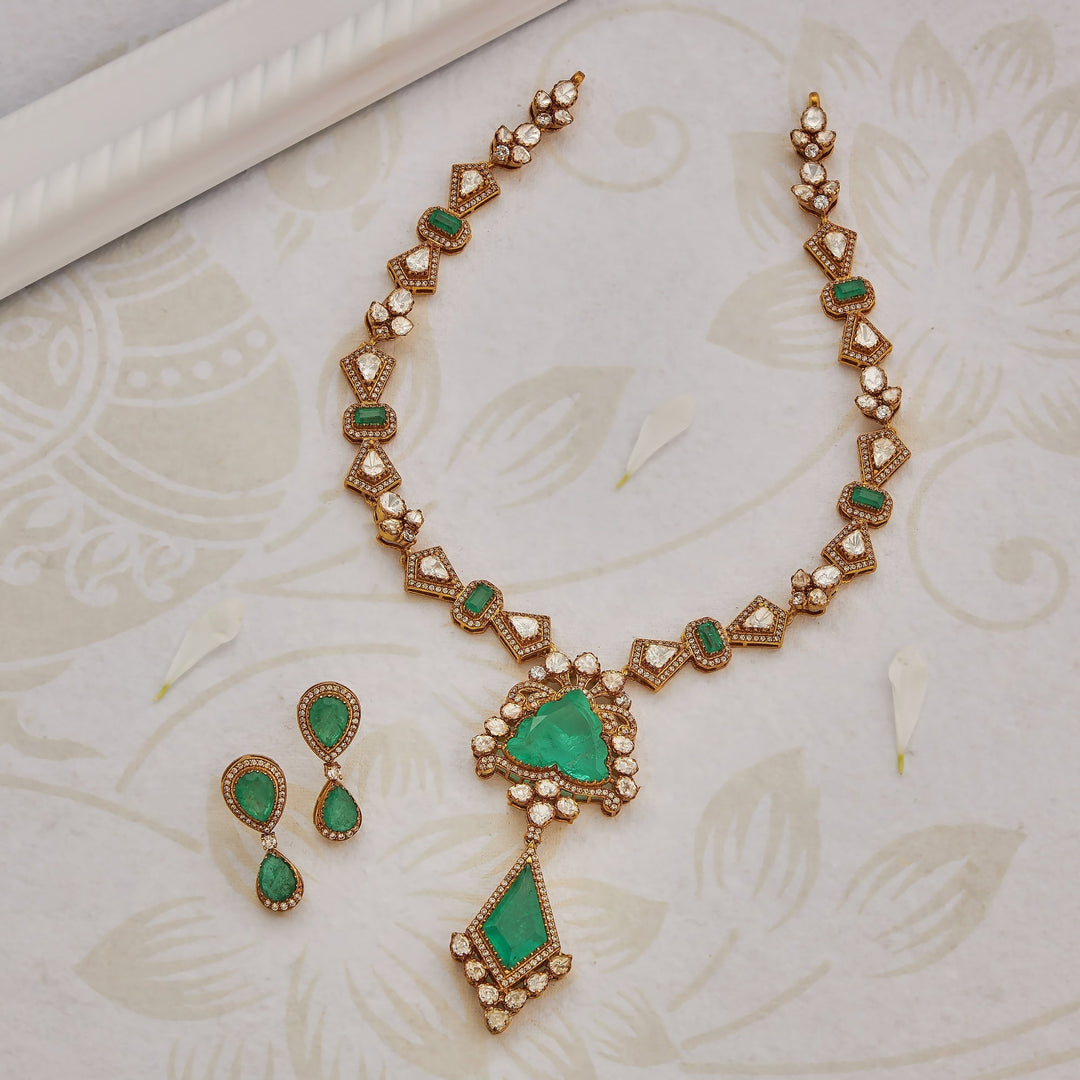 Rosyura Victorian Necklace Set