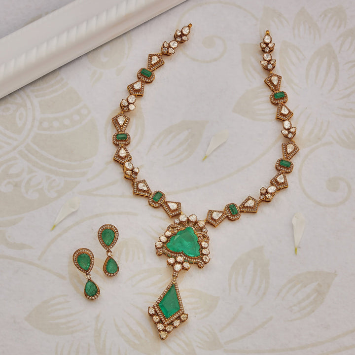 Rosyura Victorian Necklace Set