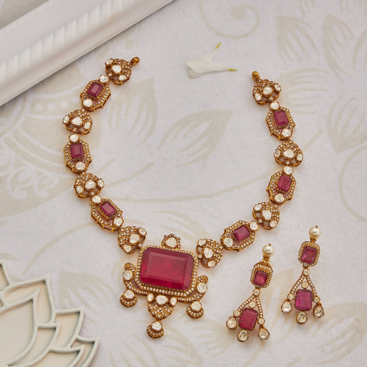 Rectarya Victorian Necklace Set