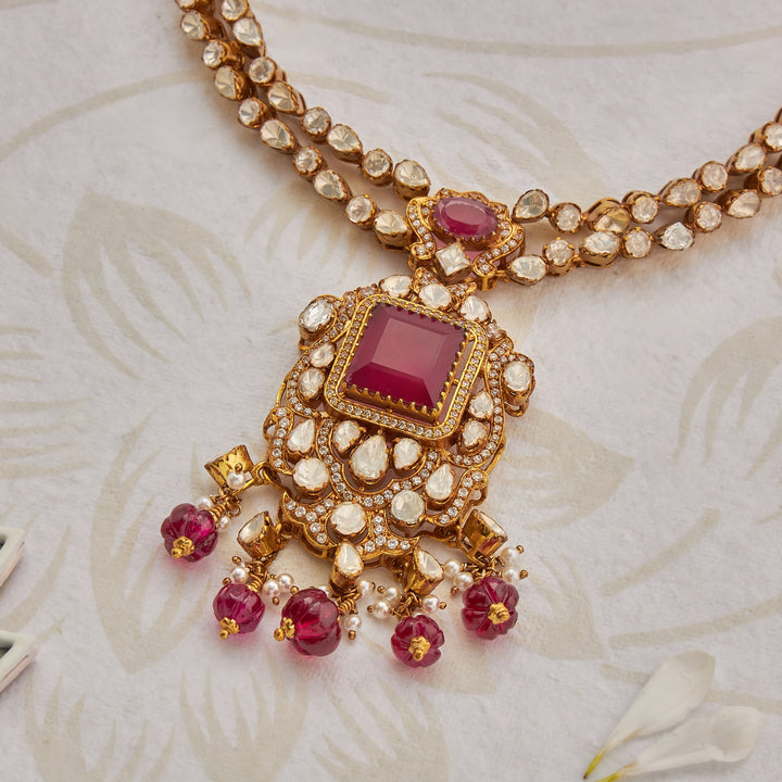 Petalgrid Necklace Set