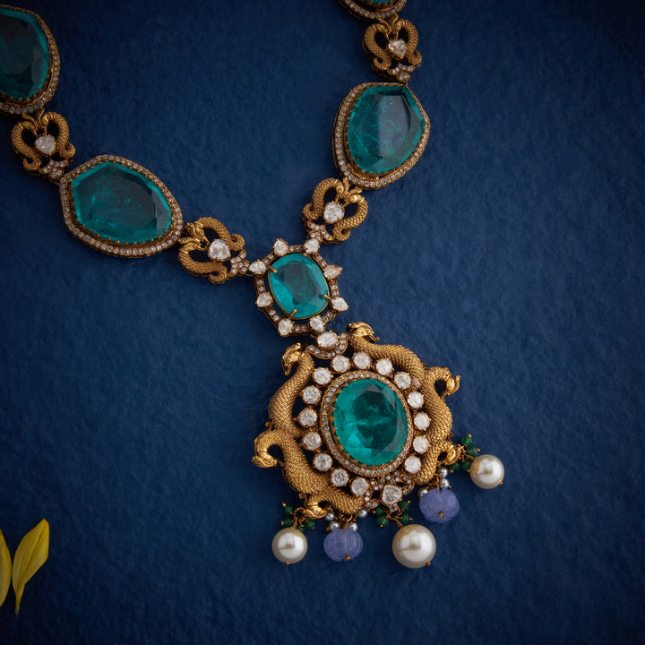 Verdora Necklace Set