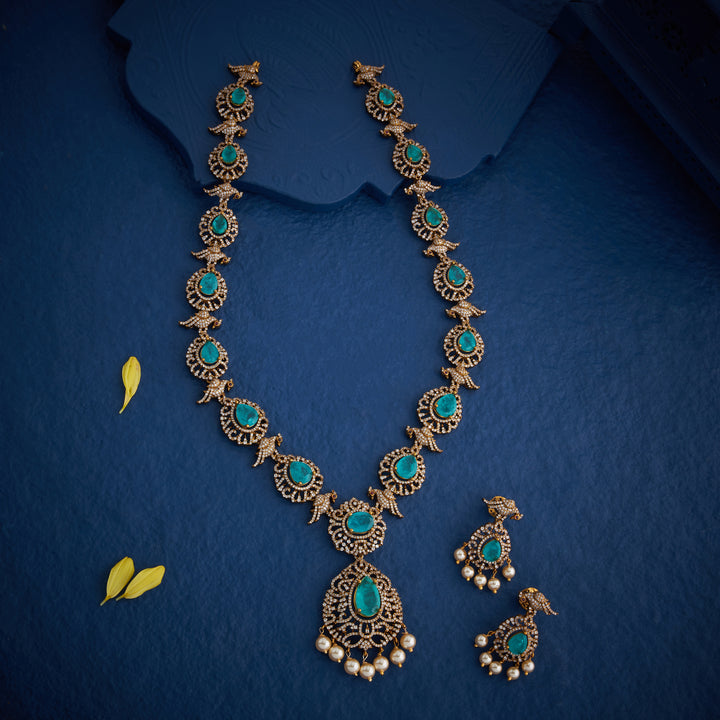 Jewel Valli Necklace Set