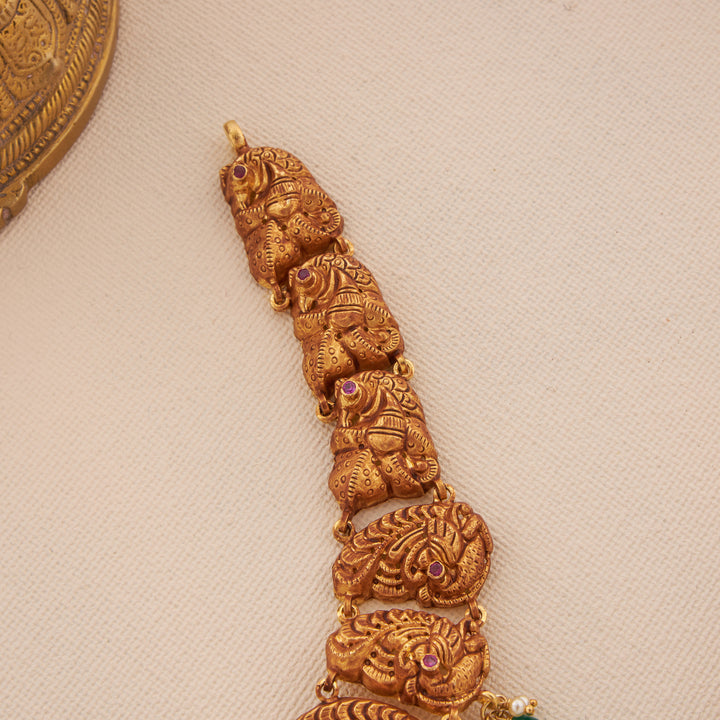 Divyahamsika Necklace