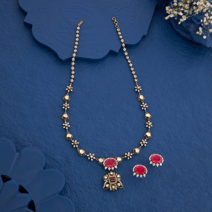 Bloomelisse Necklace Set
