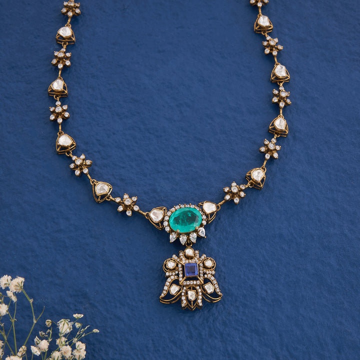 Bloomelisse Necklace Set