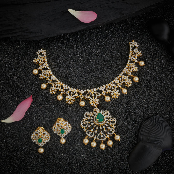 Starvia Cz Necklace Set