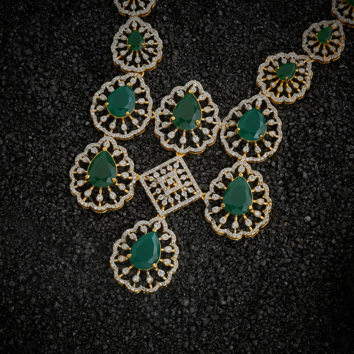 Crystyn Pear Necklace Set