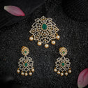 Prismora Pendant Set